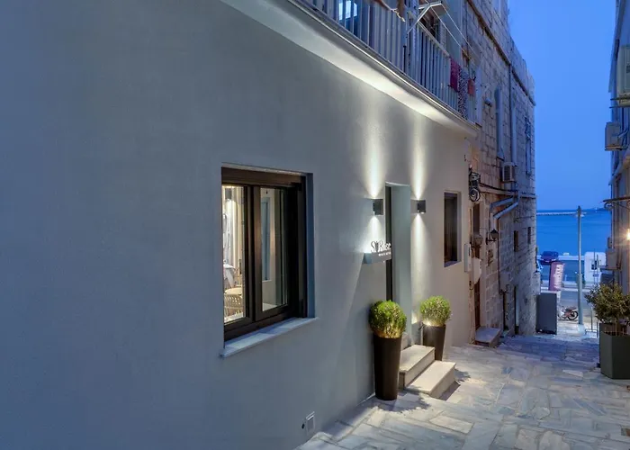 Syrose Suites